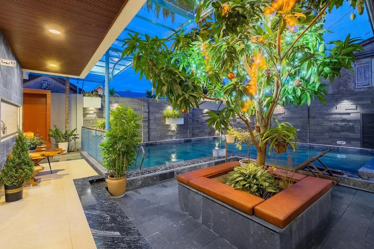 Aroma Garden Suites ホイアン アパート